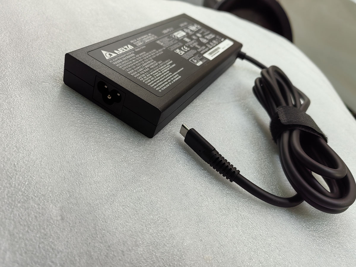 NEW OEM ADP-240KB BA Delta 240 - огляд і ціна Pc Gaming High End